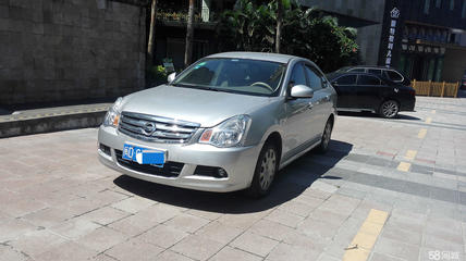 2012款 日產(chǎn)軒逸 1.6 CVT XE 舒適版 經(jīng)濟(jì)實(shí)惠的家用二手車選擇